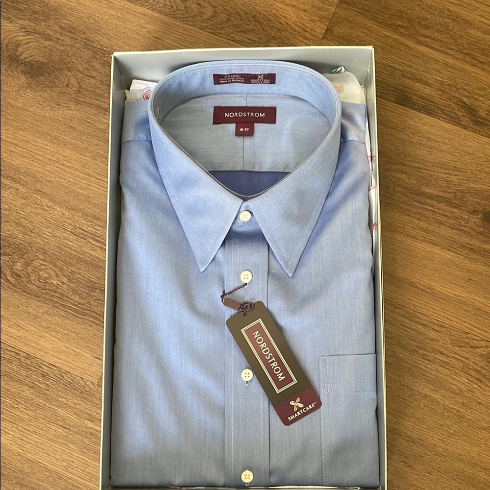 Nordstron Smart Care Dress Shirt Wrinkle Free Technology Size 18/37